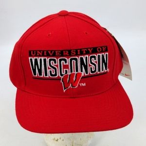 Vintage Sports Specialties University Of Wisconsin Snapback Hat Cap Red NWT NEW